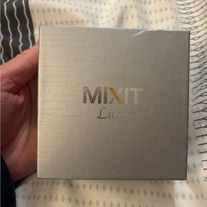 Mixit Luxe Metallic Silver Bracelet New in Box